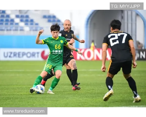 北京足球队在足球配合排行榜中荣登第四名展现出色团队协作能力 北京足球队在足球配合排行榜中荣登第四名展现出色团队协作能力