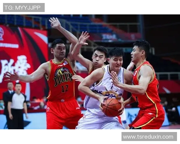 广州篮球队强势领跑联赛积分榜目前积累61分领先群雄 广州篮球队强势领跑联赛积分榜目前积累61分领先群雄