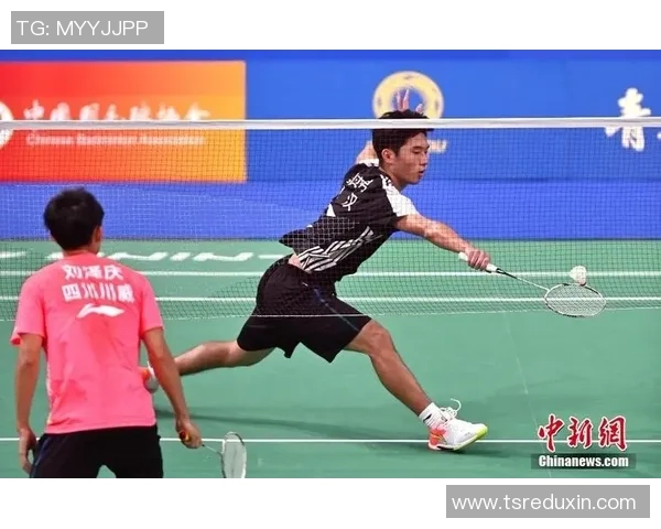 成都足球队在冠军赛中的默契配合与战术执行分析 成都足球队在冠军赛中的默契配合与战术执行分析